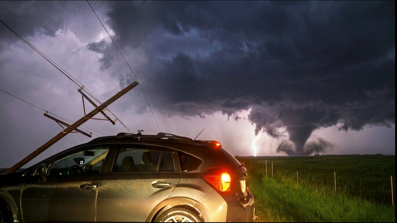 The First EF5 Tornado That Wiped Out An Entire Town - YouTube