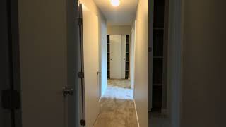 Windsor Layout: 7 Silver #6 - 2 Bed,1 Bath 925 sq ft; White Cabinets, Stainless Steel Appl; No Patio