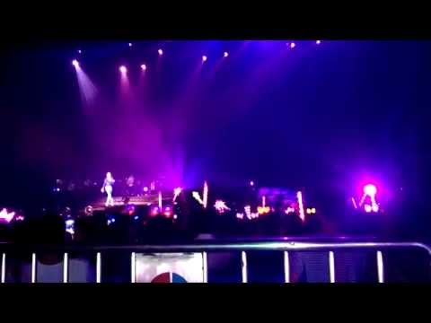 2015.9.26 Touch Mi 鄭秀文世界巡迴演唱會 佛山站-記得