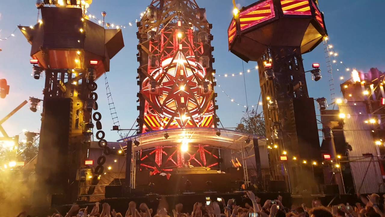 The Qontinent 2016 - Saturday : PsykoPunkz : Rise Of The Restless (Anthem)