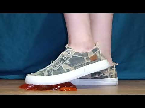 ASMR, Feet- Orange Jell-O and Camo Shoes