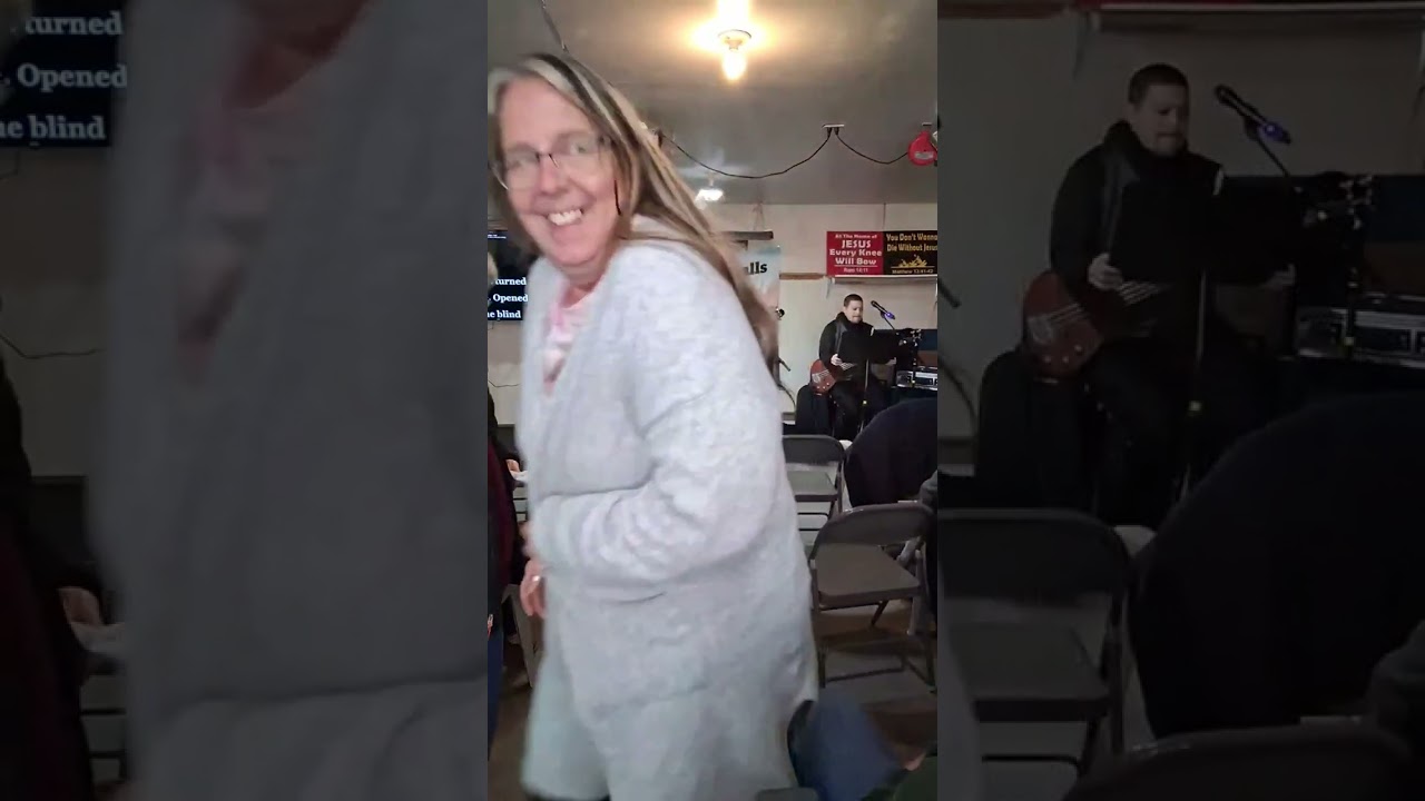 Preaching at the Jesus Garage for Church w/no walls