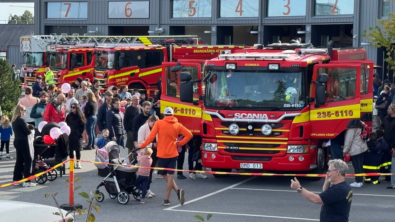 2025-09-27 Brandkåren Attunda öppet hus. Swedish fire brigade and Ambulance service. 