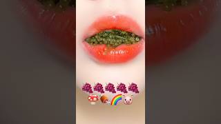 海ぶどうを食べる音