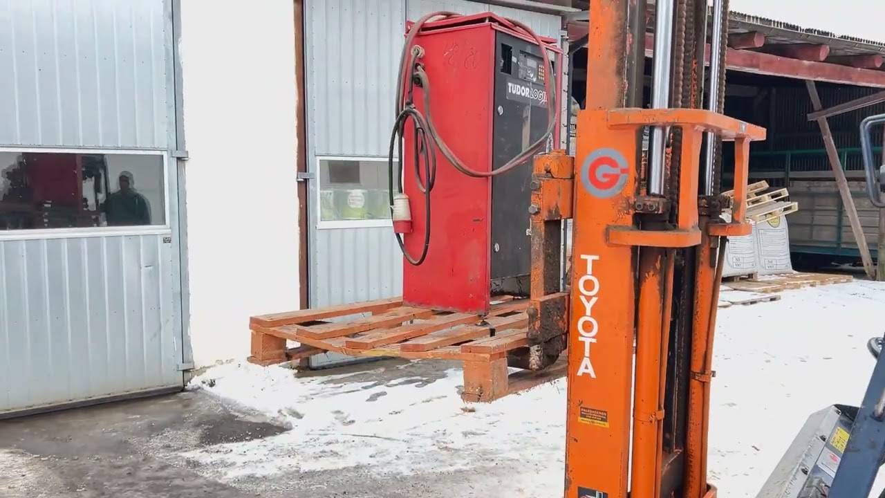 Truck Toyota 15.TCD390