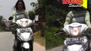 Gadi Palala   Putri & Wani