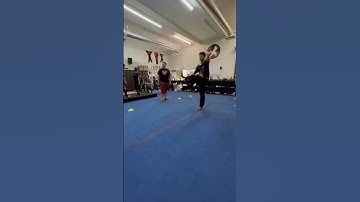 Front slap kick training ; preparations for jumping front kick