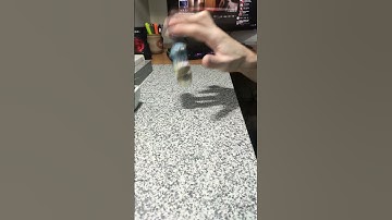 MY FIRST NOLLIE HEELFLIP!!!! YES! #short #fingerboard