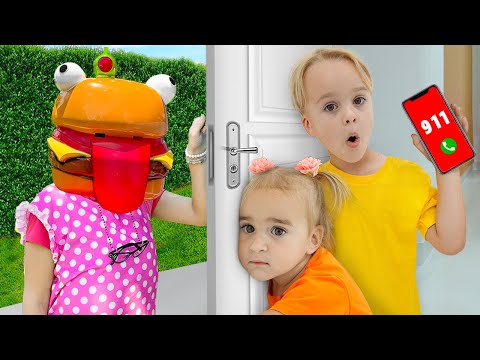 Siapa yang Ada di Pintu - Jangan Buka Pintu untuk Orang Asing