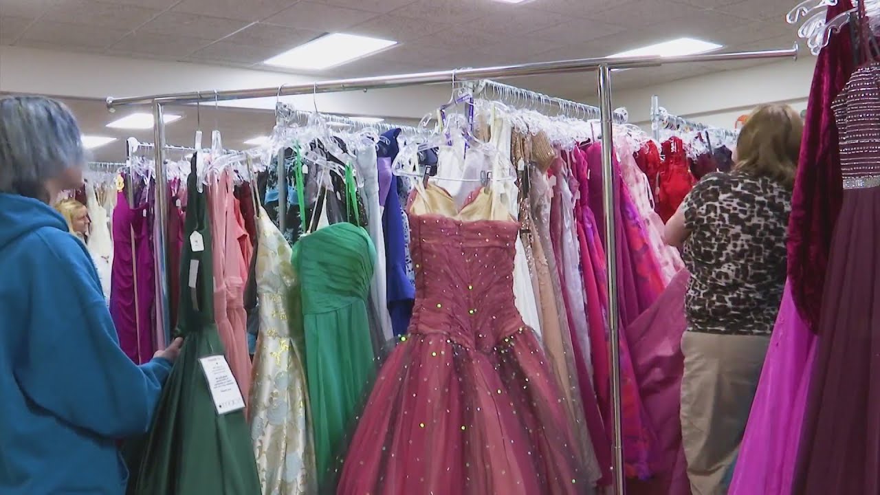 Free prom dresses in Rockford - YouTube