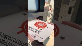 Vending machine produces amazing hot and tasty pizza in 3 minutes! 🍕 #food #foodie ​⁠Gang of Pizza
