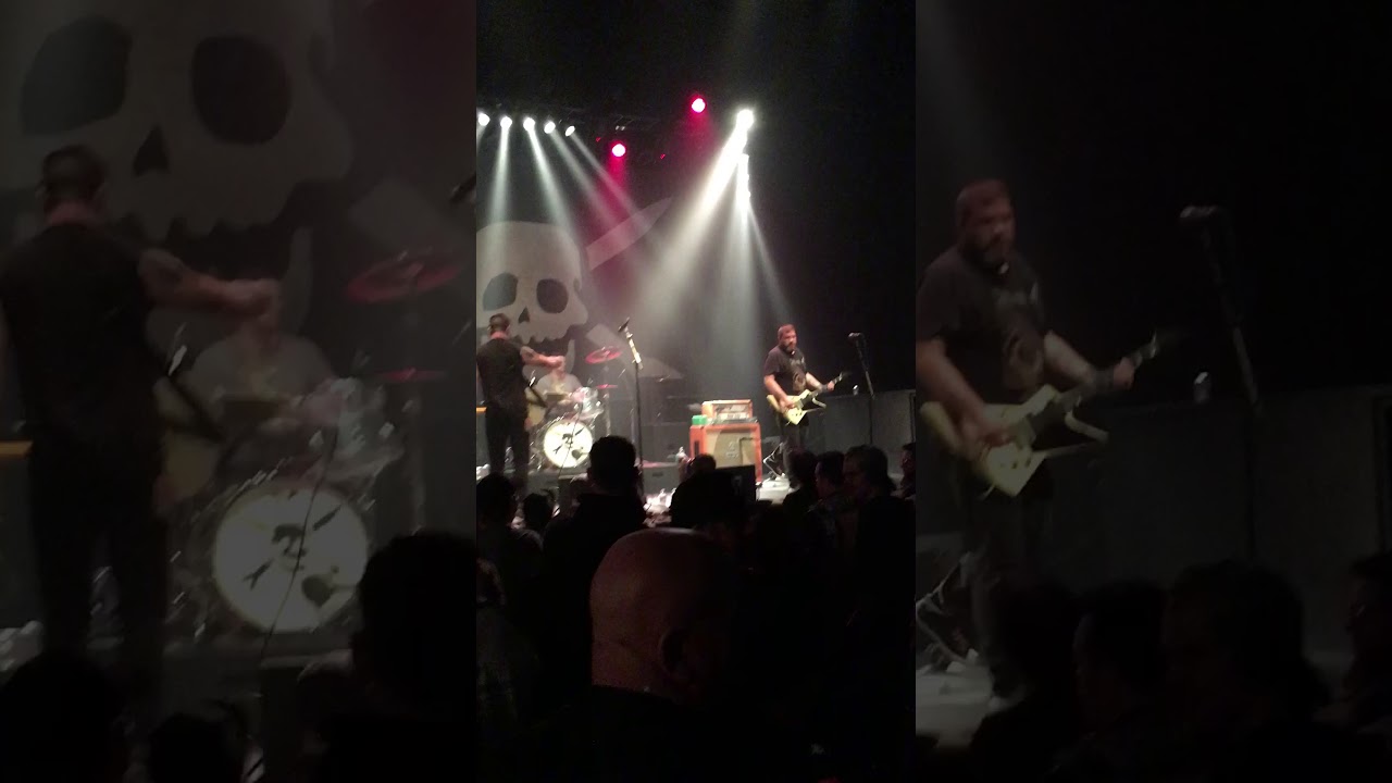 Teenage Bottlerocket- freak out @ rickshaw Vancouver 10/23/19