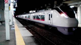 水戸駅を発車する謎の回送列車E657系