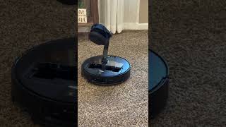 A Robot That Pick Up Sippers then Vacuum -  Roborock Saros Z70