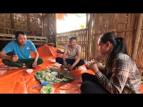 kind old woman and a kind man donated abandoned house to single mother giving her a new beginning