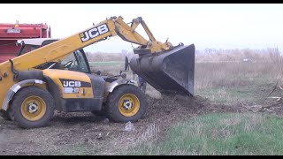 Біляївські комунальники 11 квітня вийшли на весняну толоку. Почали прибиратися на території Красненського старостинського округу