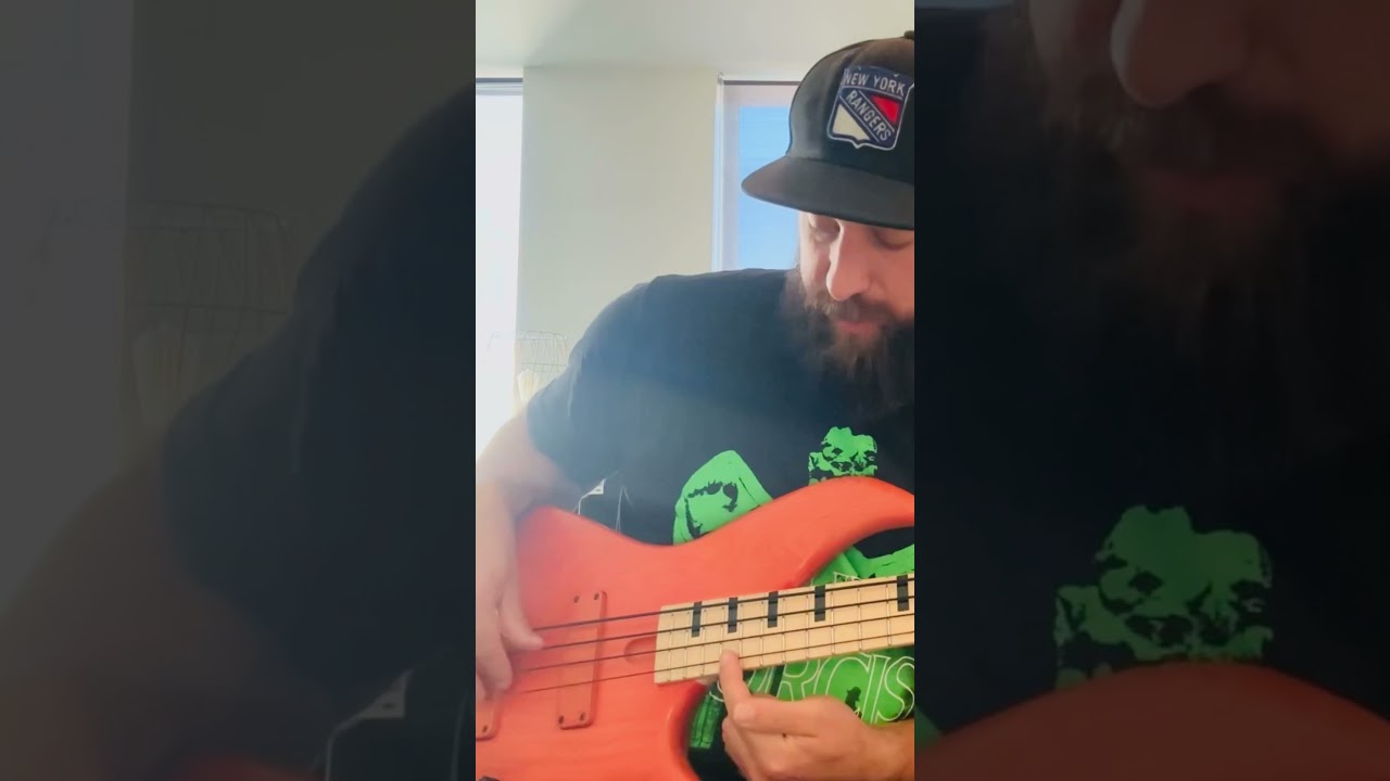 Metallica Bass Guitar Lesson - For Whom the Bell Tolls