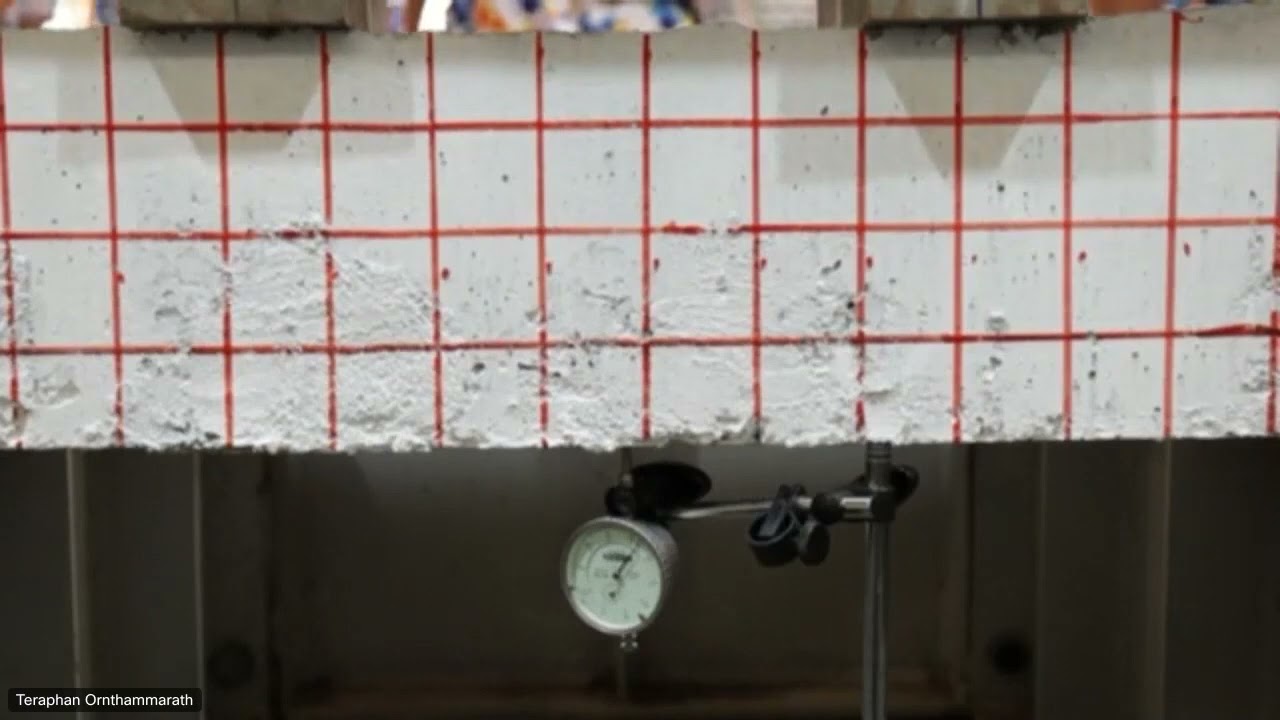 Flexural Test for Double RC Design Beam with Double Point Loads at Mahidol University