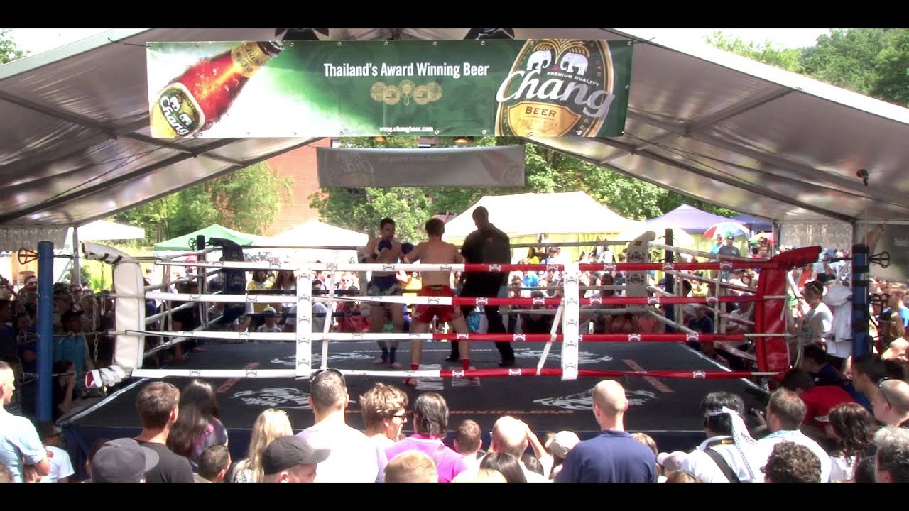 Sebastian vs. Pascal Locher (16. Thai Festival Bern 2013)