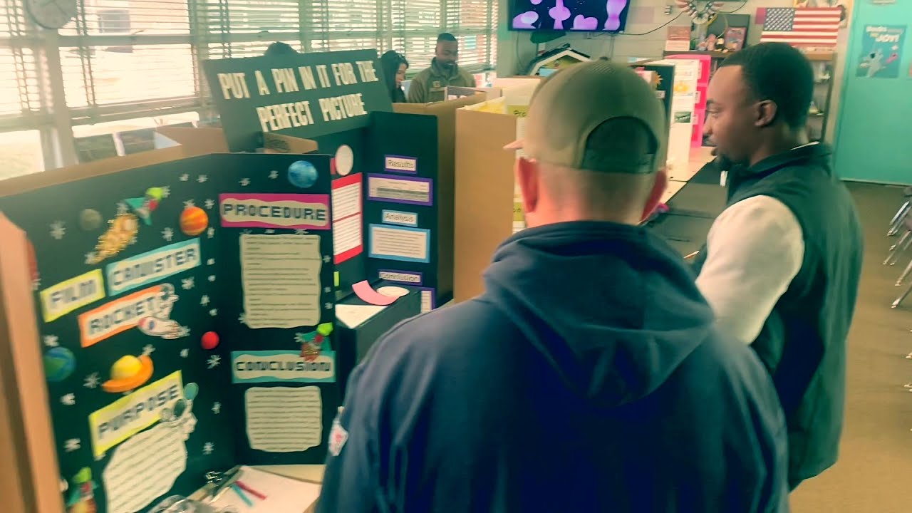 CES Making Science & Math Fun Science Fair - YouTube