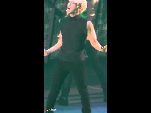 140308 SHINee WORLD 3 in SEOUL - 줄리엣 (jonghyun ver.)