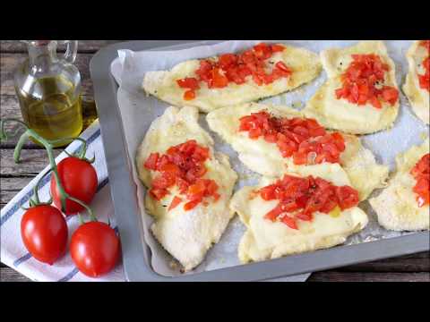 Video: Come Cuocere Il Filetto Di Pollo Con Formaggio E Pomodori Al Forno