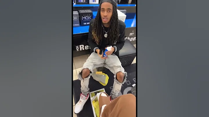 Not the Yeezy slides😂🤦🏽 #sneakerhead #sneakers #hypebeast #shorts #yeezy