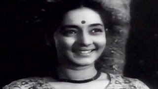 Purv Dishela Arun Rathavar -  Asha Bhosle | Dharma Kanya Marathi Movie Song