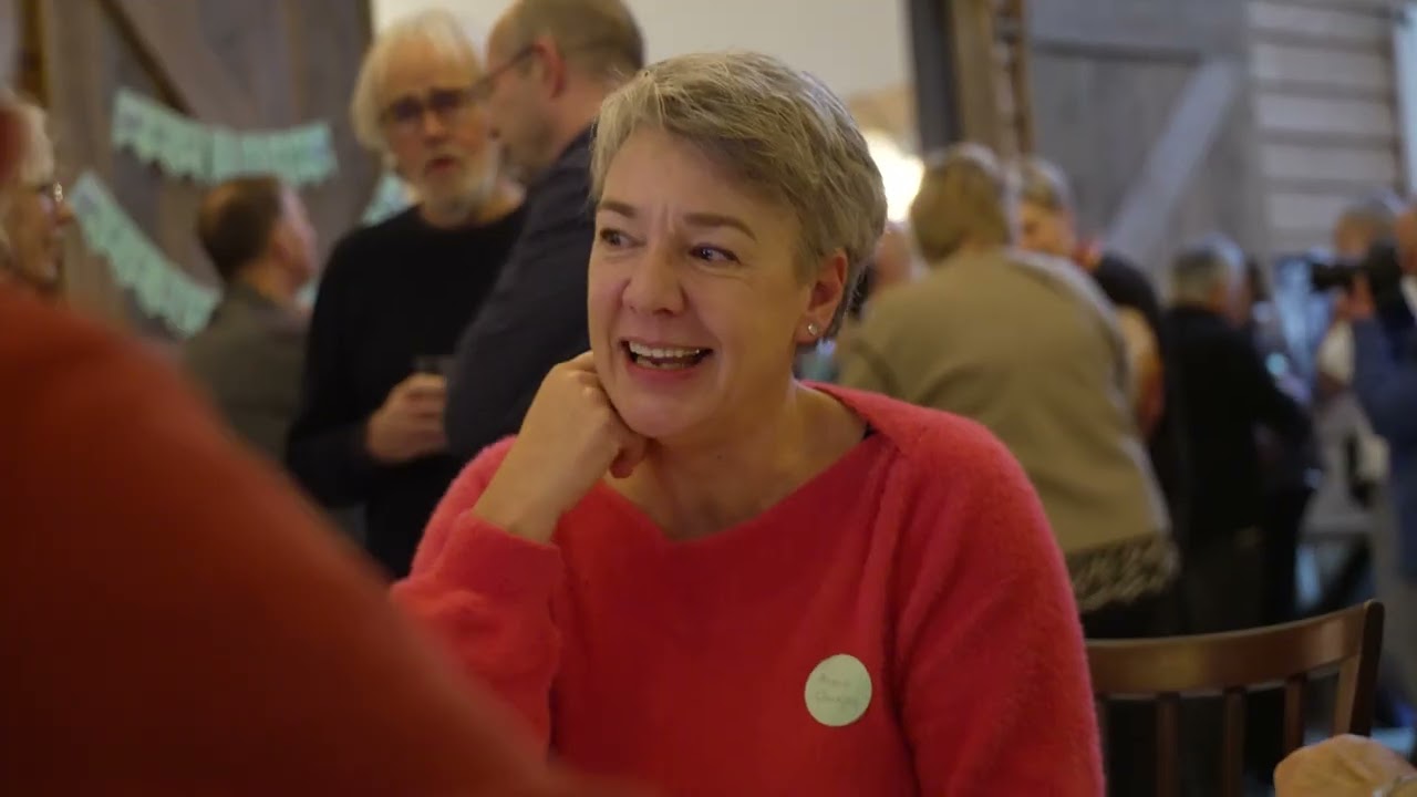 Schoolreünie Schoondijke - Reportage | Omroep ZVL