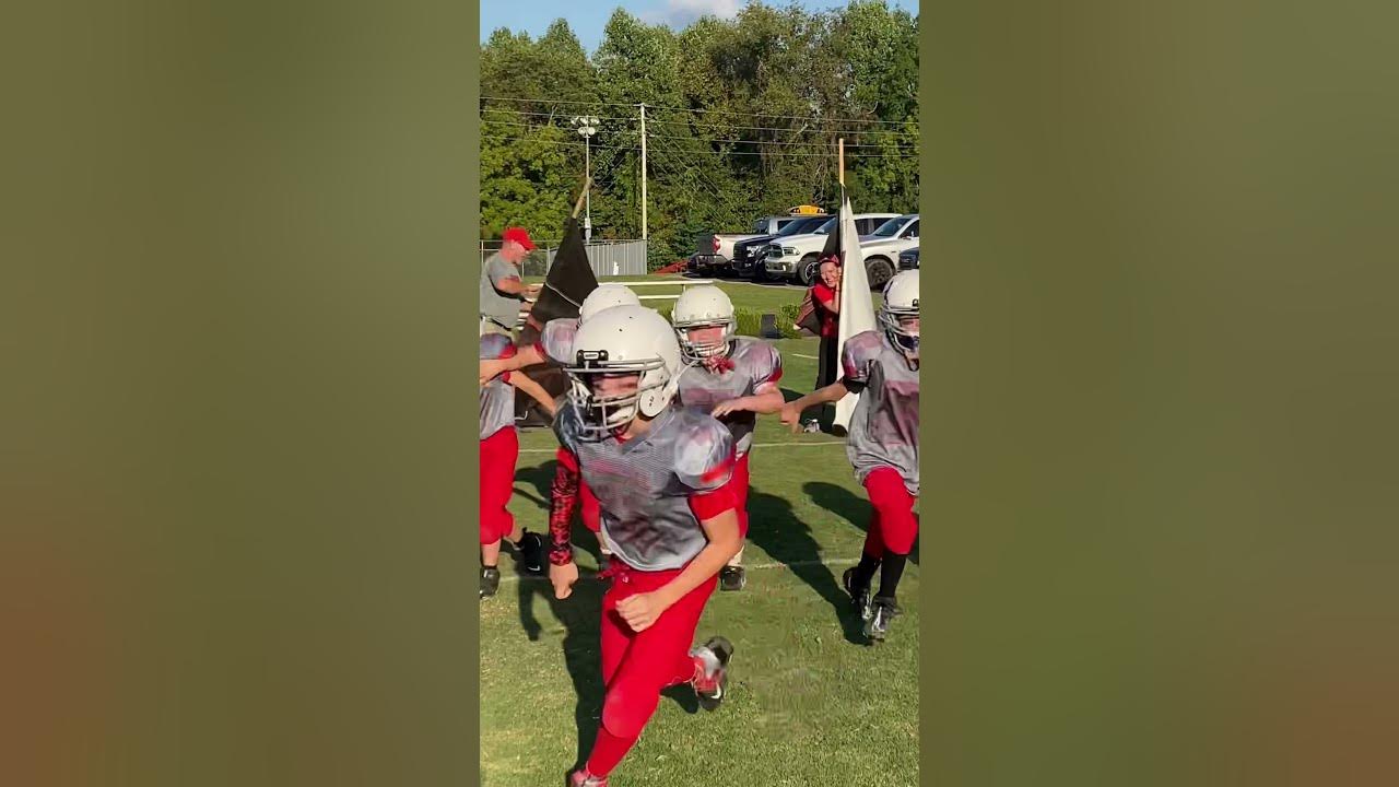 2021 3/4 Grade Whitley Central Football team run out… first attempt