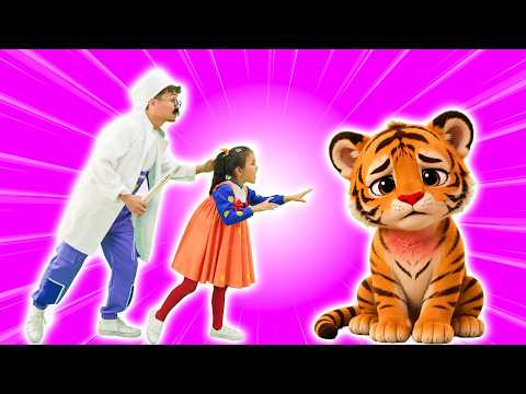 The Doctor Song 🩺🐵 | Colorful Dance Song for Kids | Hokie Pokie Nursery Rhymes