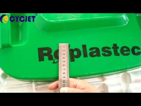 Stenciling Logo on Plastic Tank/Garbage Tank Hand Coding Machine/How to Print logo on Plastic Bucket