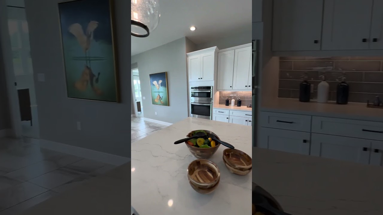 What do you think of this home? 🏡❤️ Reach out for more info! (941) 284-2681 