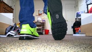 Nike air max 2012 volt on feet