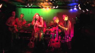20090502 'Shari and the Mice' - Cooktown and Lakeland - Part 1