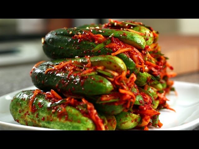 Cucumber kimchi (Oi-sobagi: 오이소박이)