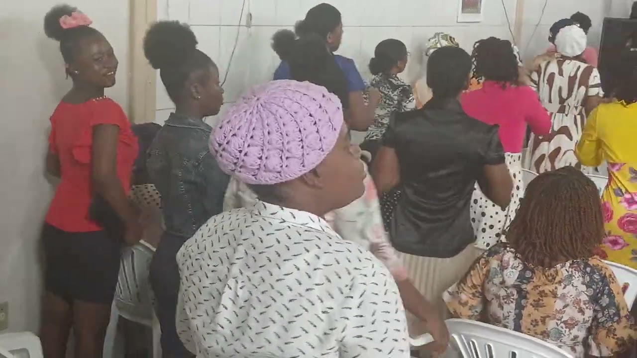 Si ou bonm rad avèk bijou tout sa se pá anyen toujou 