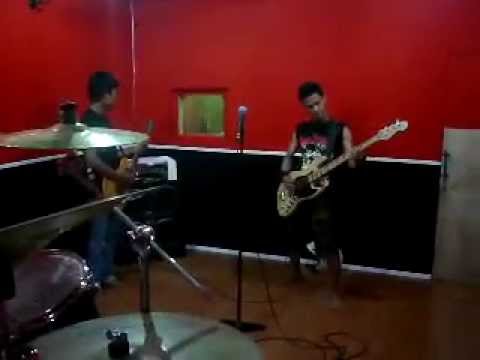 Bleeding Violence - Tak Ada Bendera Putih ( Godless Symptoms Cover )