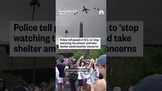 D.C. police tell people to stop watching planes and evacuate event