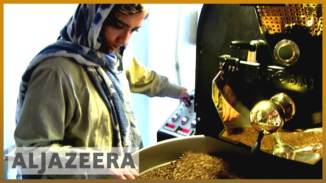 مصانع القهوة الإيرانية تحت ضغط العقوبات الأمريكية