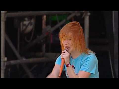 PARAMORE - emergency (live @ warped tour) punkvideoguys.org