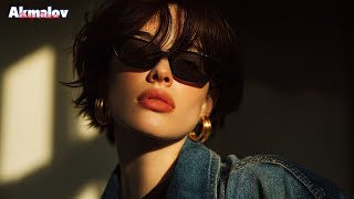 Akmalov \u0026 Azimov - Te Amo. ft Lynoria (Italo Dance Mix)