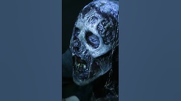 Thumbnail of She Knows 😳 | The Walking Dead #Shorts