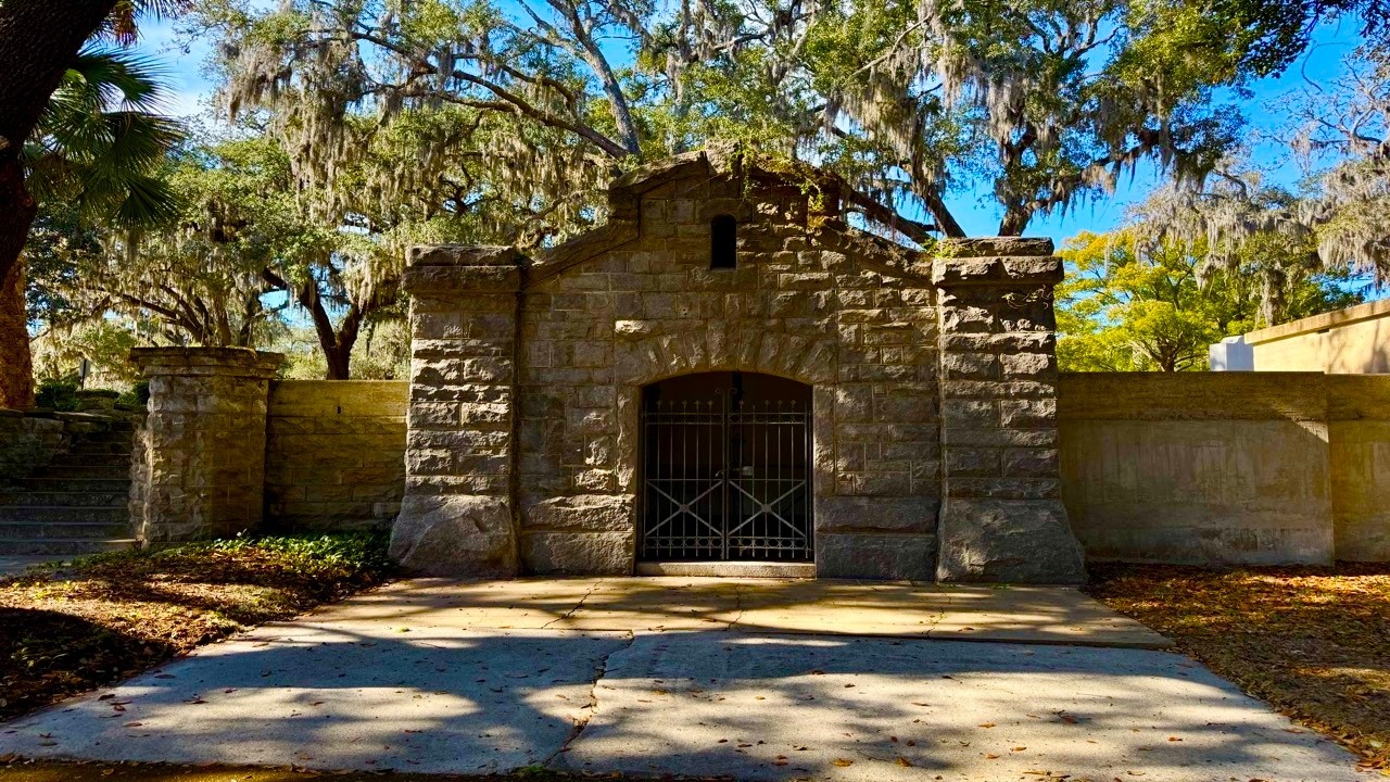 Titanic Passengers Buried in Jacksonville? Evergreen Cemetery Search