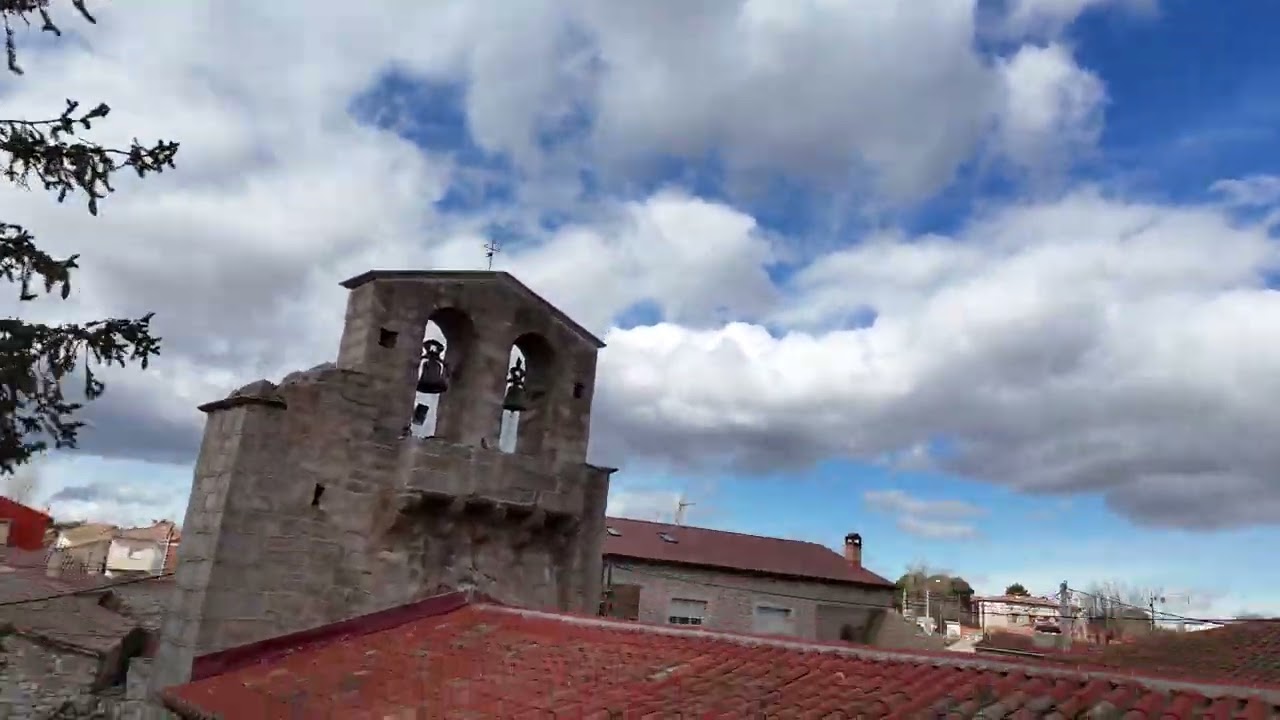 Alamedilla del Berrocal, el latido sereno de un pueblo entre rocas y raíces