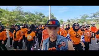 Biar gendut Tetap Ku Cinta heppy asmara// zumba dangdut Navis Pasha