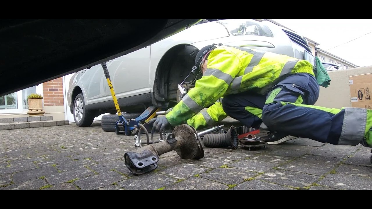how-to-replace-dsf-broken-torsion-spring-toyota-avensis-youtube