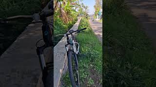 istirahat dulu sebentar #gowesindonesia