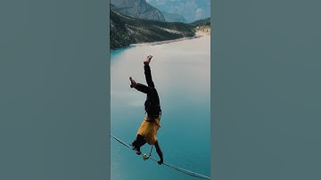 Slacklining at INSANE Heights #slackline #highline #extremesports