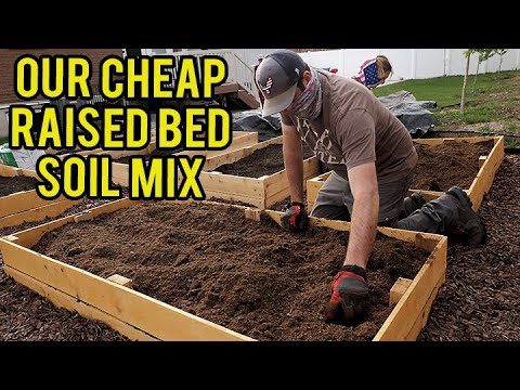 Raised Garden Bed Soil Mixture // Urban Homesteading for Beginners ...